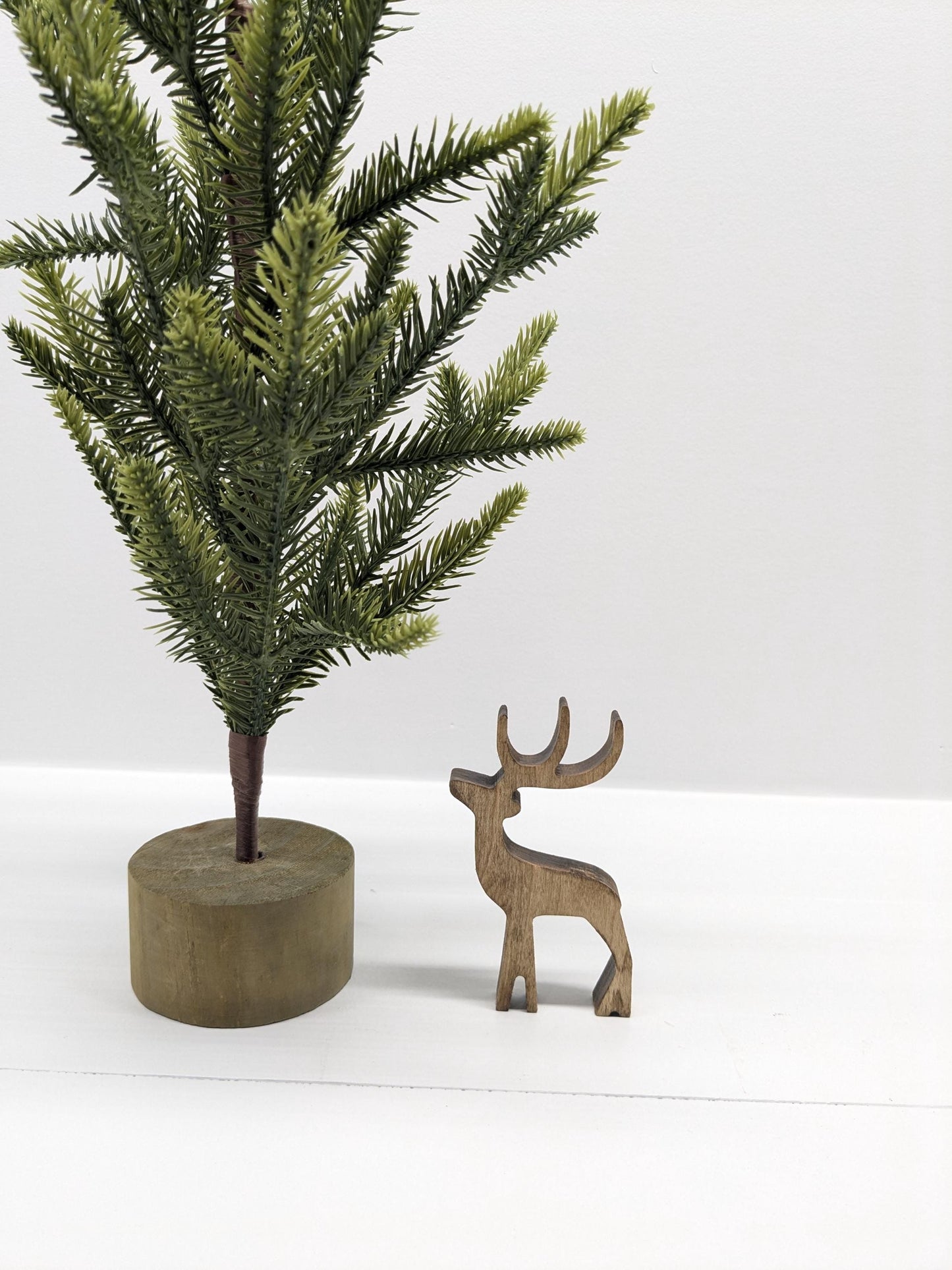Indoor Wooden Reindeer Decor