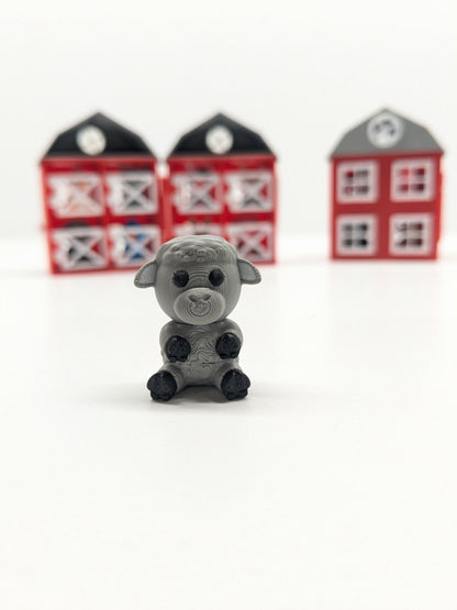 Cute Mini farm with flexy animals.